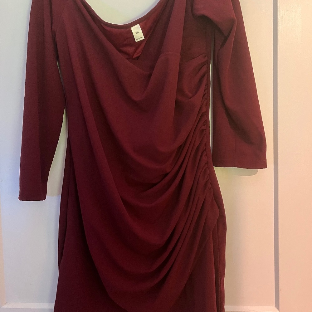 New 2X Women’s Burgundy Dress